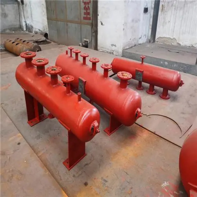 乌兰分集水器安装高度